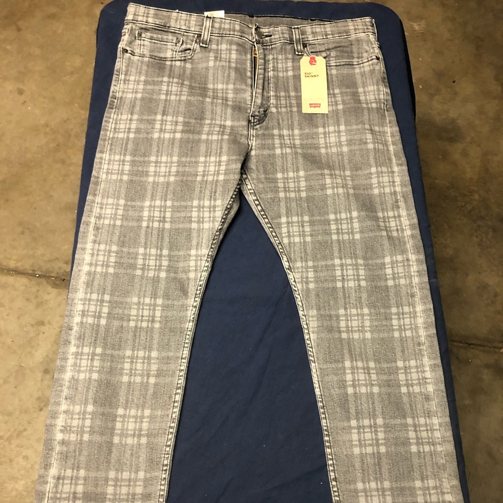 Levi’s skinny jeans grey and dark grey